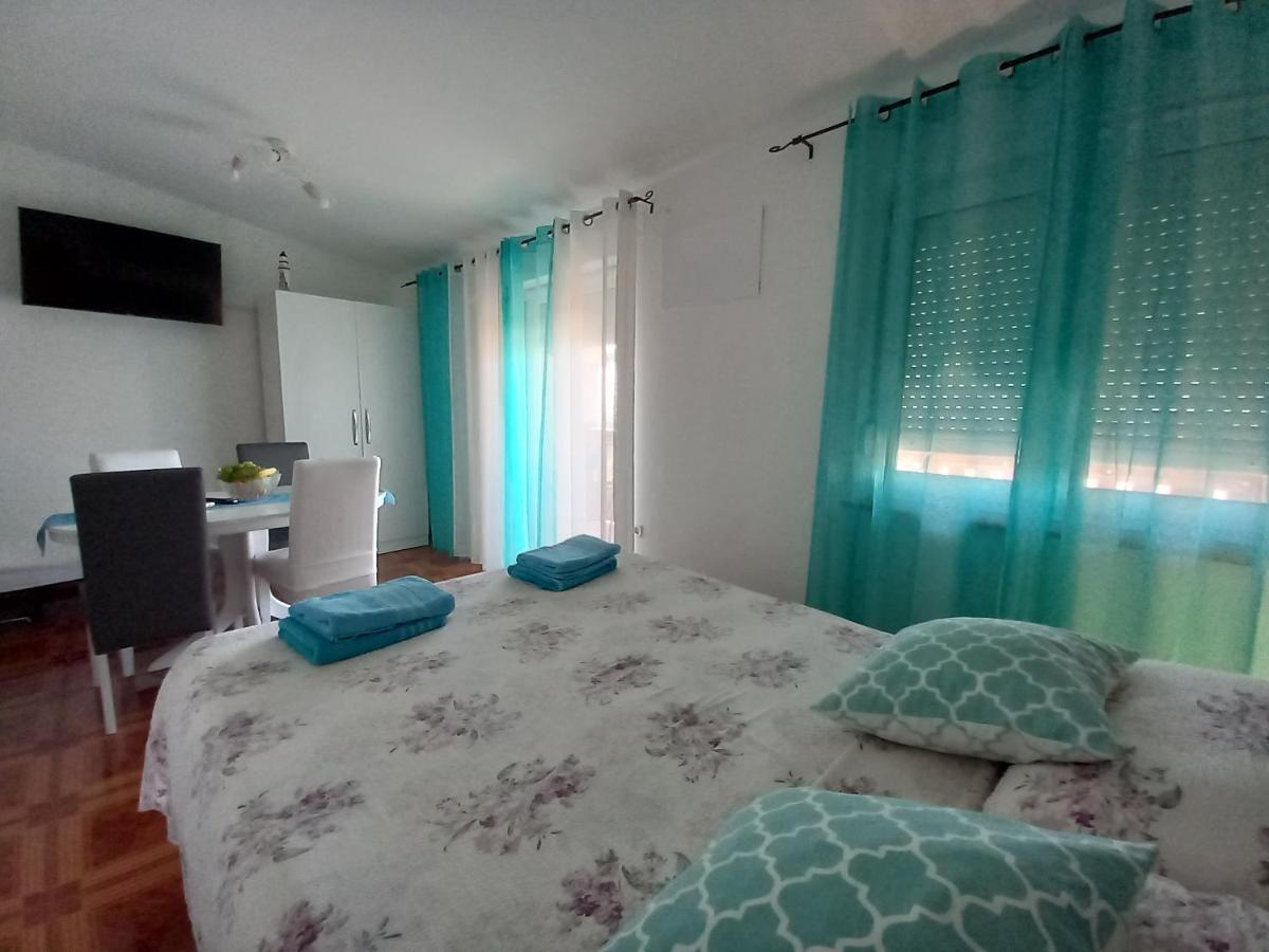 Apartmani Ivana Senj Senj  Oda fotoğraf